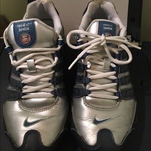 Nike Shox size 8